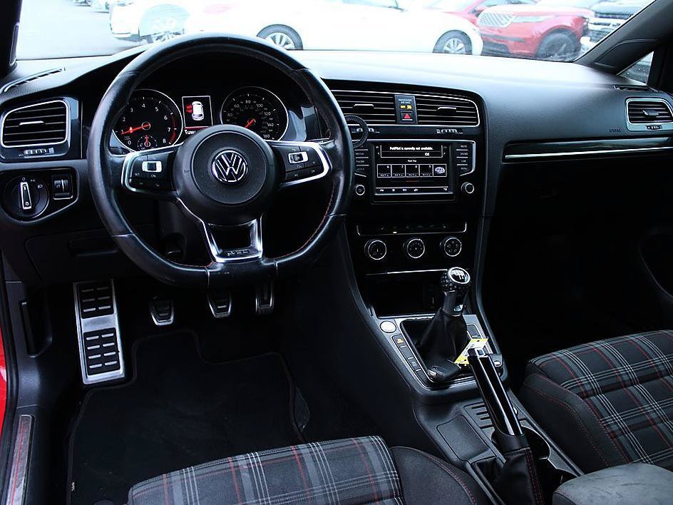 Used 2017 Volkswagen GTI Sport FWD image 13