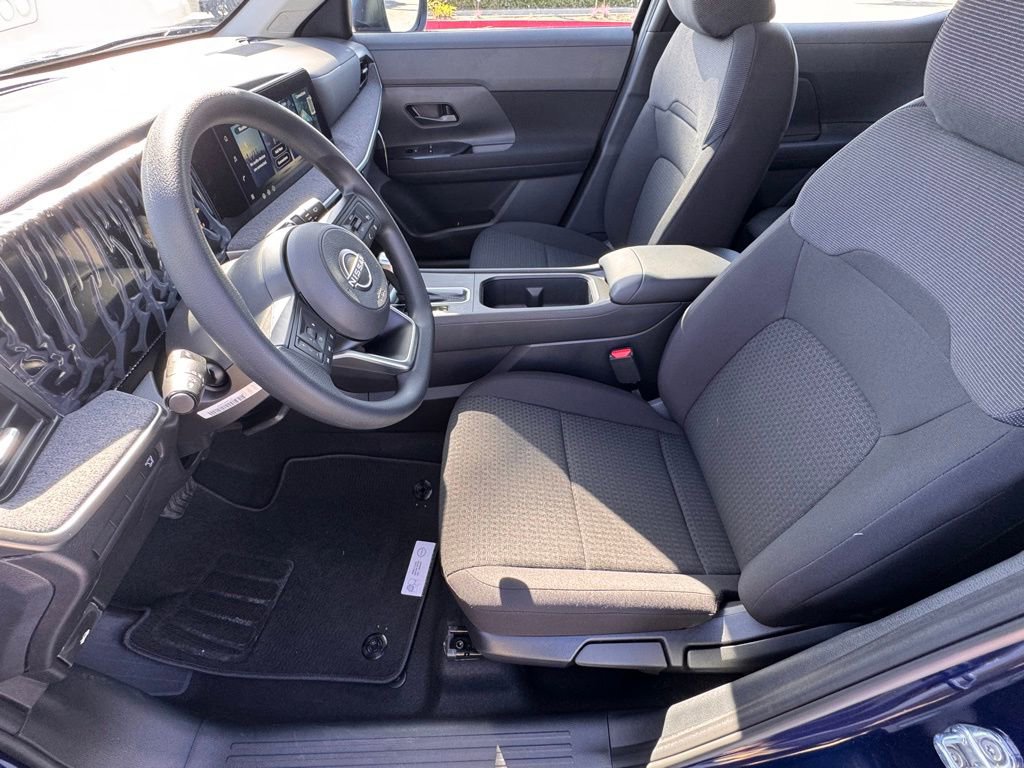 New 2026 Nissan Kicks S FWD image 9