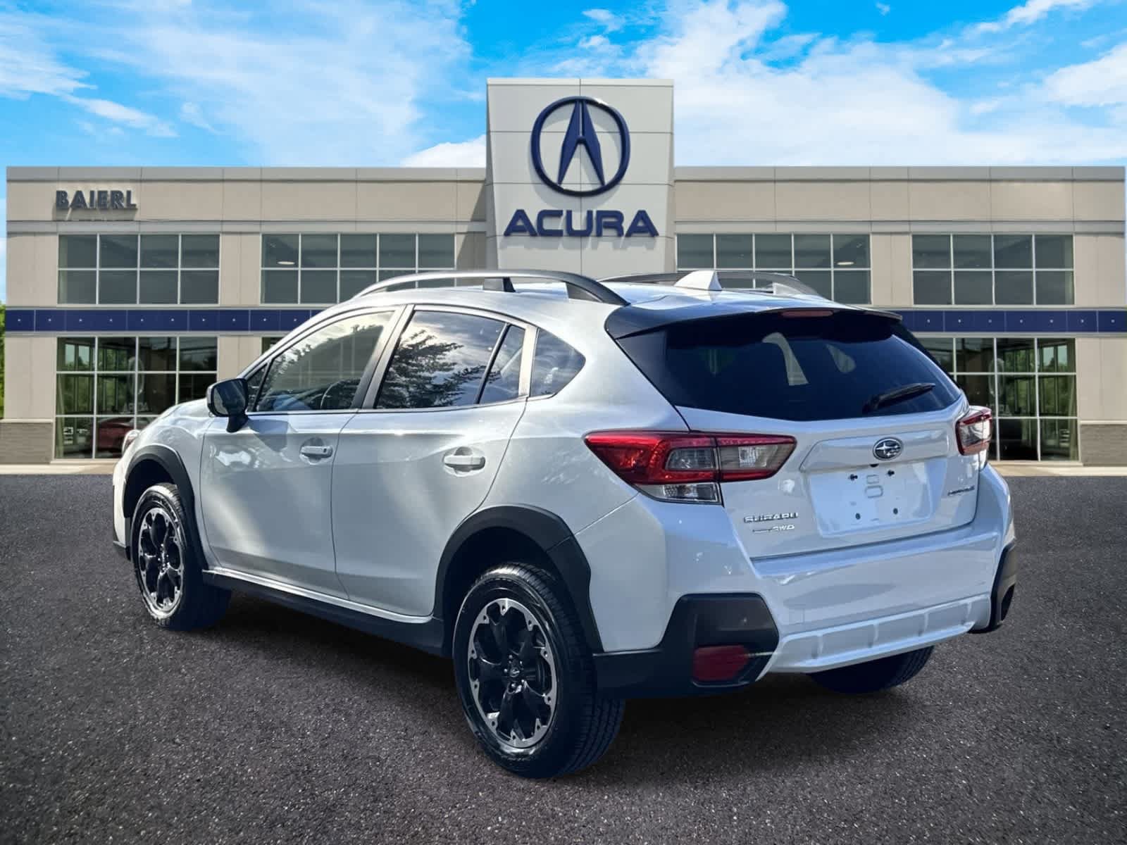 Used 2023 Subaru Crosstrek 2.0i Premium AWD/4WD image 3