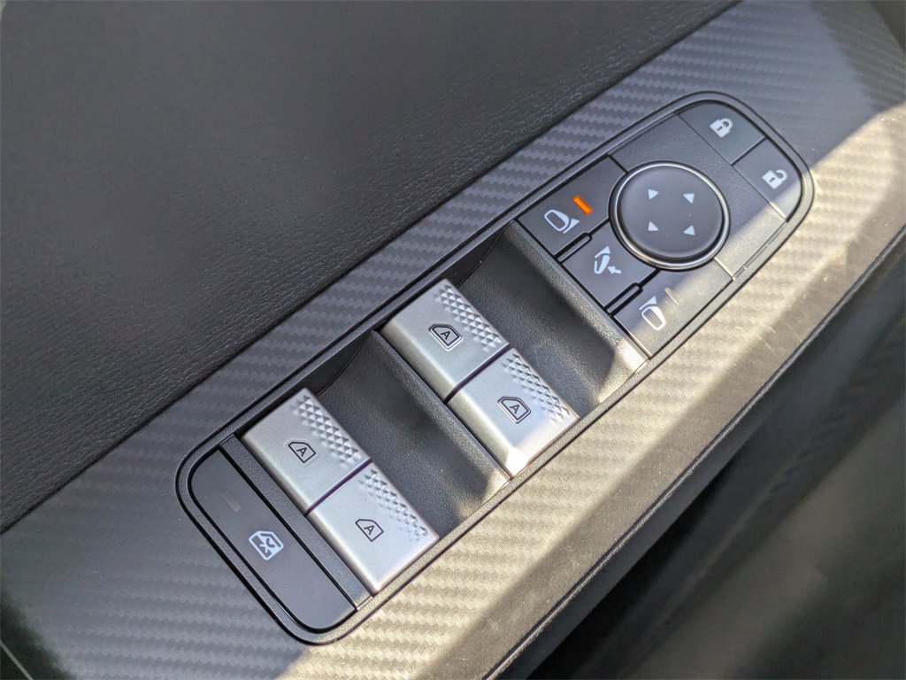 New 2025 Mitsubishi Outlander SEL image 25