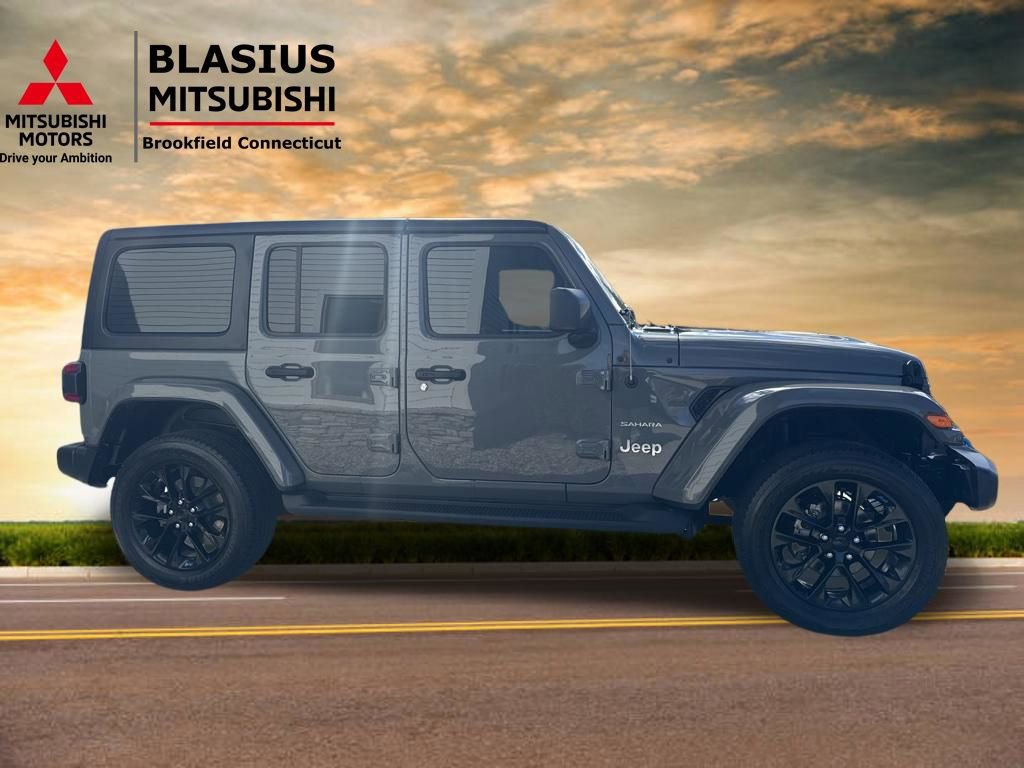 Used 2023 Jeep Wrangler Unlimited Sahara image 10