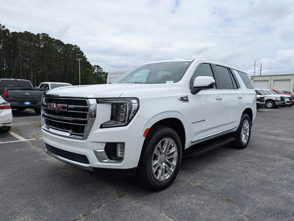 Used 2024 GMC Yukon SLT w/ SLT Luxury Package RWD image 8