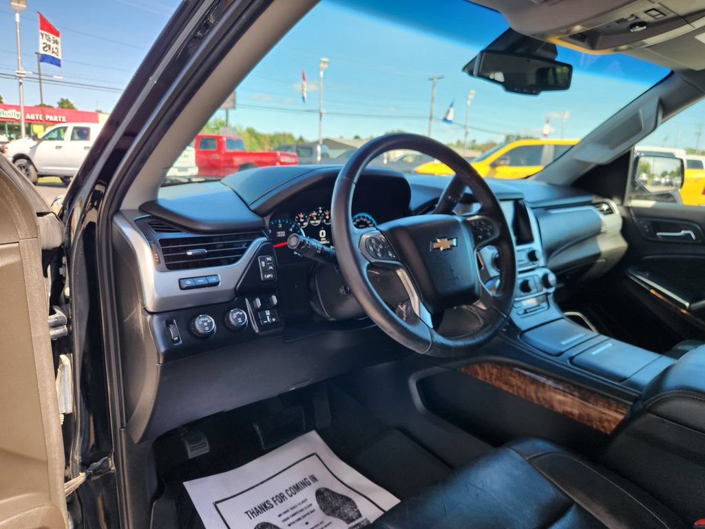 Used 2017 Chevrolet Tahoe Premier AWD/4WD image 27