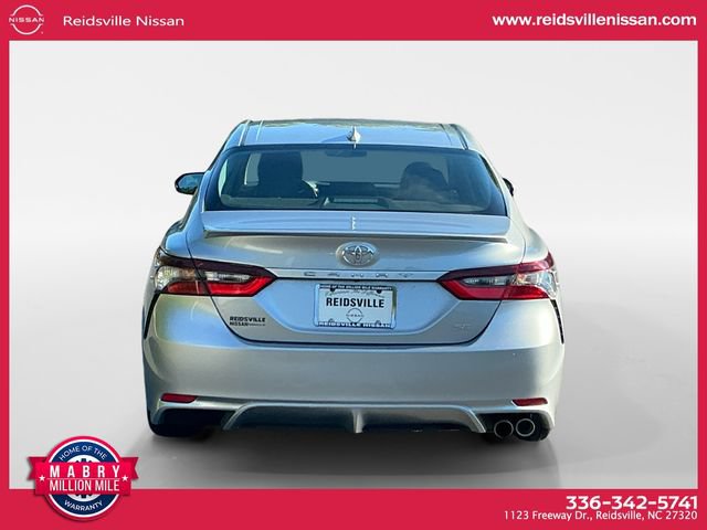 Used 2023 Toyota Camry SE FWD image 5