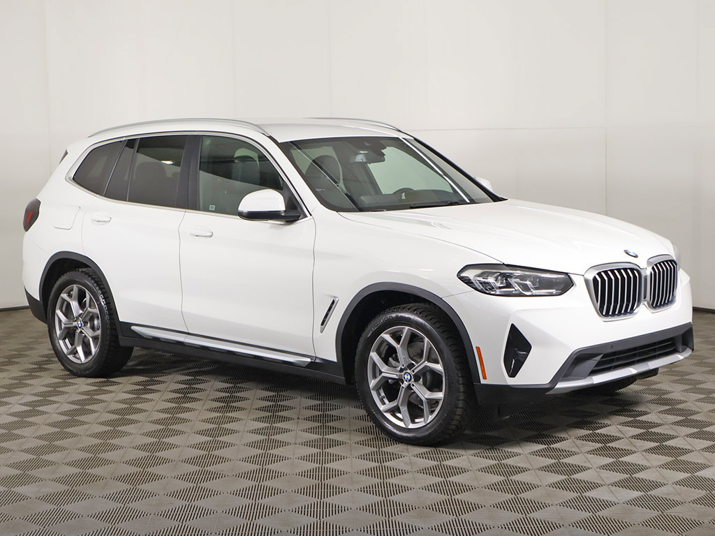 Used 2023 BMW X3 xDrive30i AWD/4WD image 2