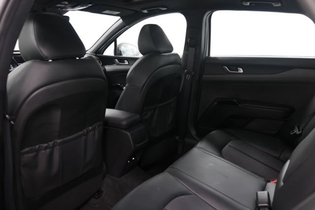 Used 2024 Kia K5 GT-Line FWD image 35