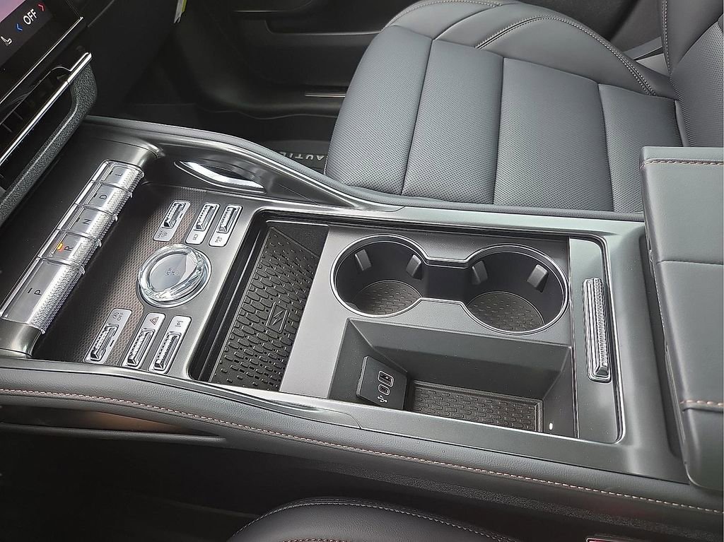 New 2026 Lincoln Nautilus Premier AWD/4WD image 20