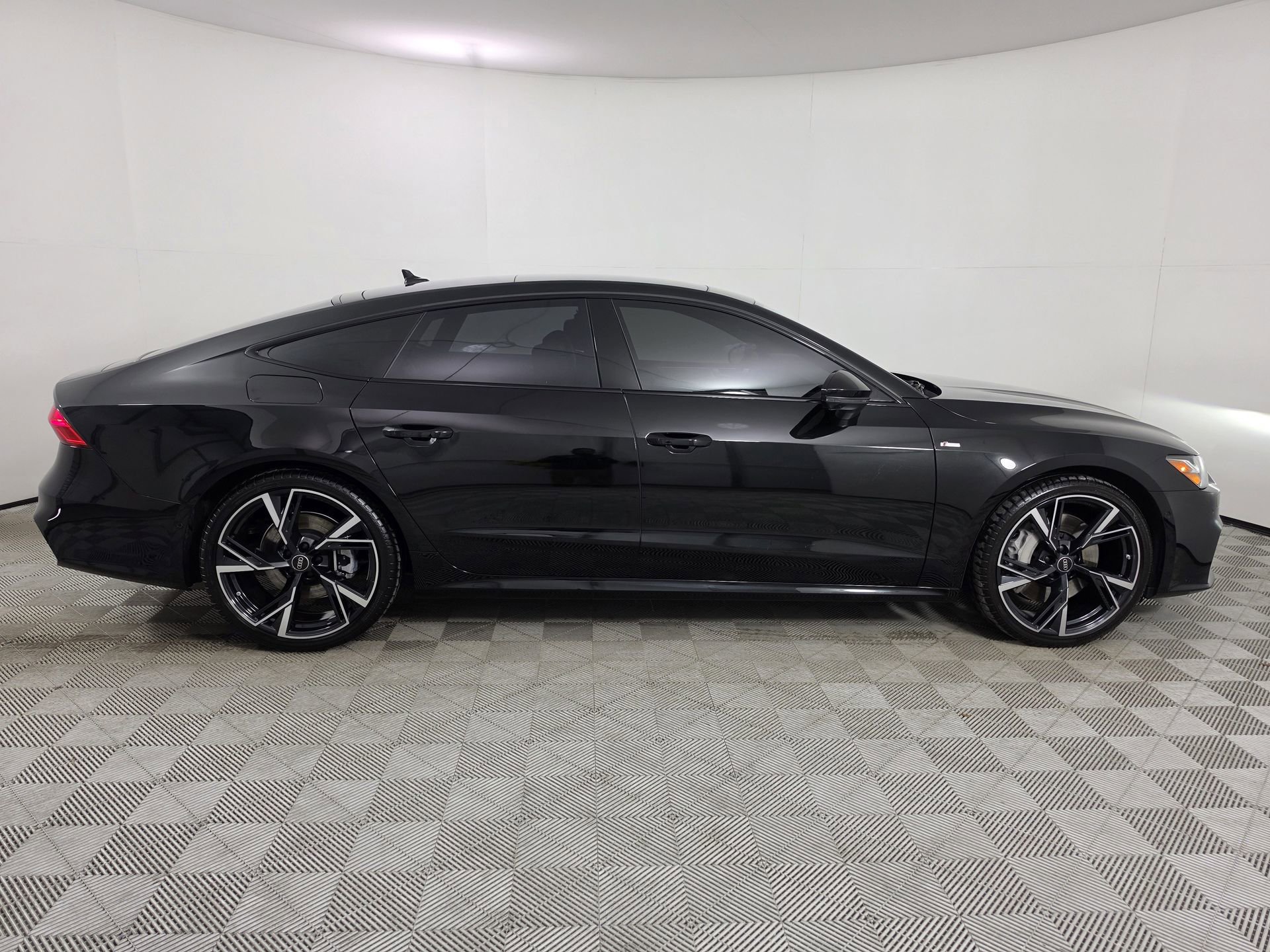 Certified 2025 Audi A7 3.0T Prestige AWD/4WD image 8