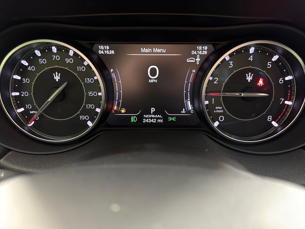 Used 2022 Maserati Levante GT image 14