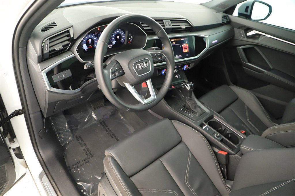 Certified 2022 Audi Q3 2.0T Premium Plus image 15
