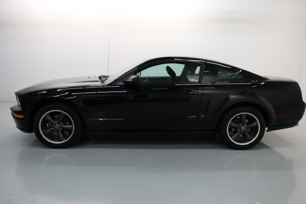 Used 2008 Ford Mustang GT Premium RWD image 42