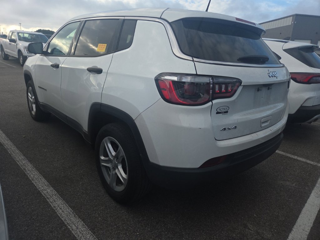 Used 2023 Jeep Compass Sport AWD/4WD image 8