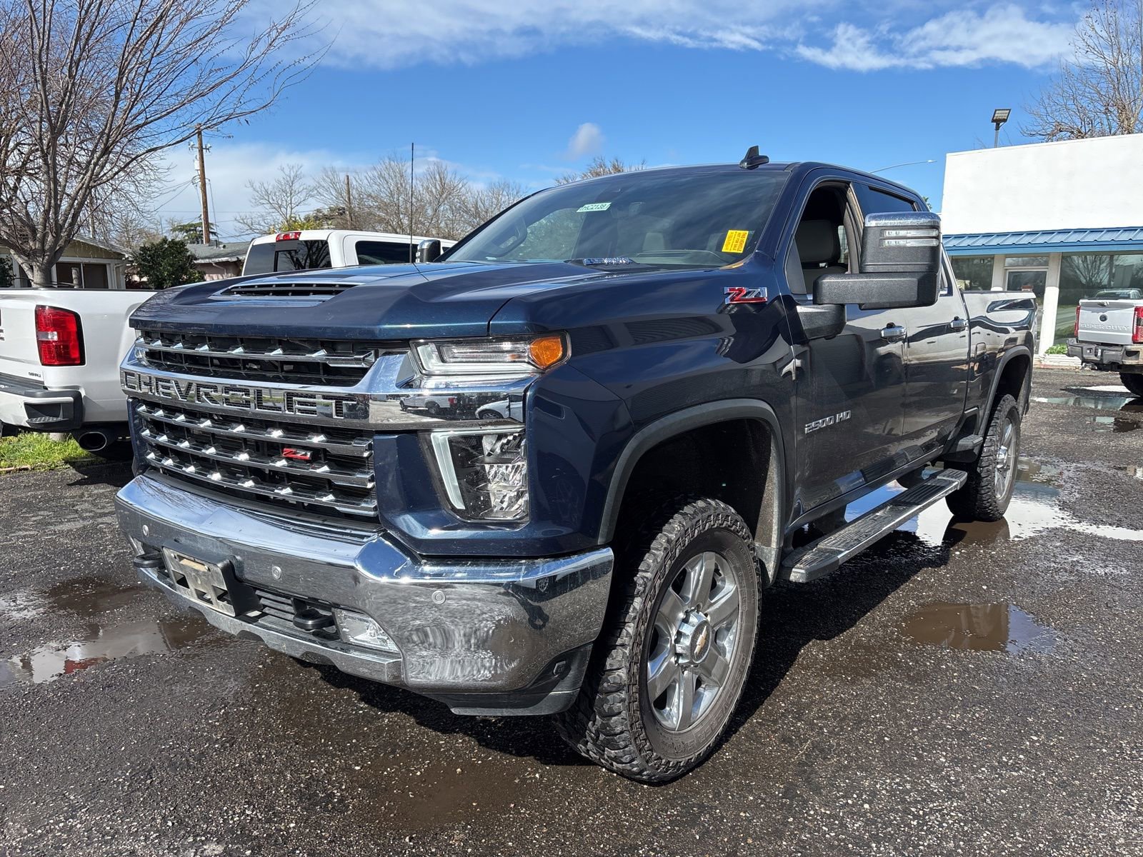 Used 2022 Chevrolet Silverado 2500 LTZ w/ LTZ Plus Package image 2