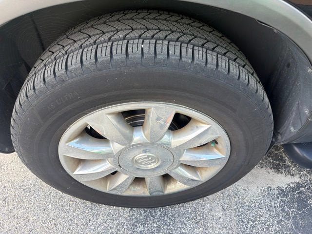 Used 2012 Buick Enclave Leather FWD image 11