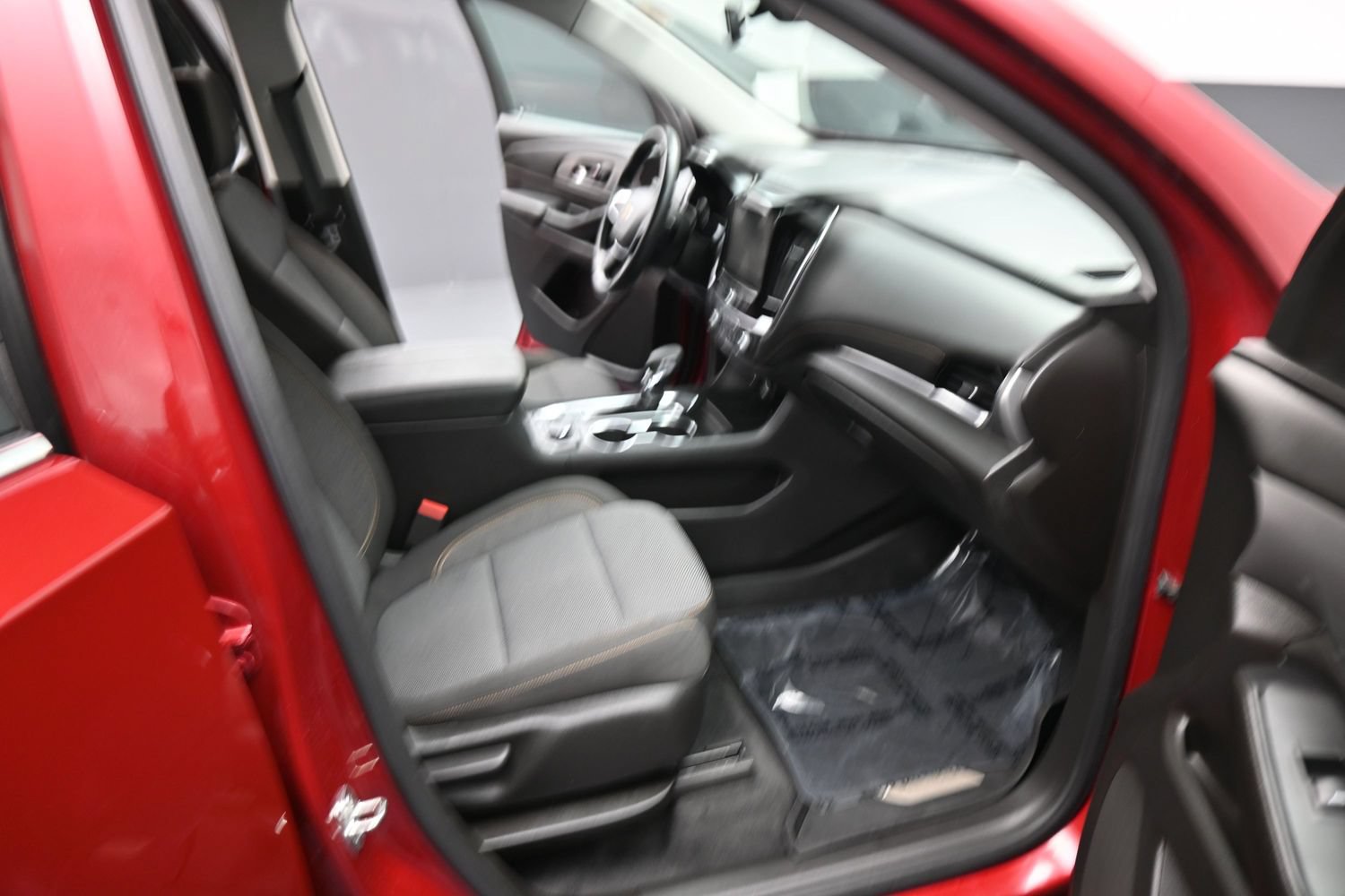 Used 2021 Chevrolet Traverse LT FWD image 20