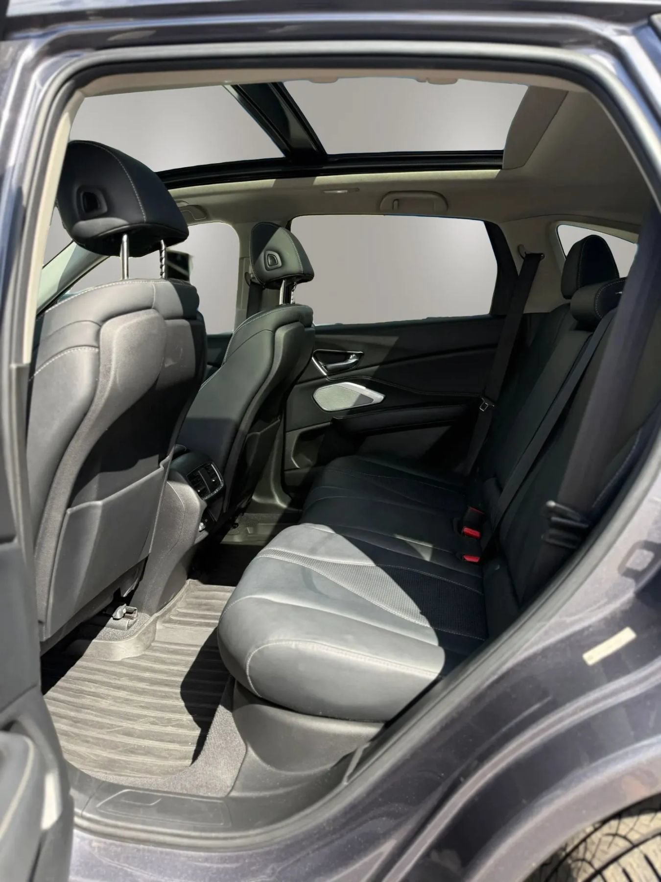 Used 2021 Acura RDX w/ Technology Package AWD/4WD image 22