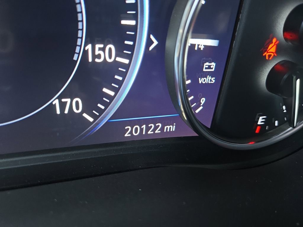 Used 2024 Buick Enclave Avenir w/ Avenir Technology Package image 14