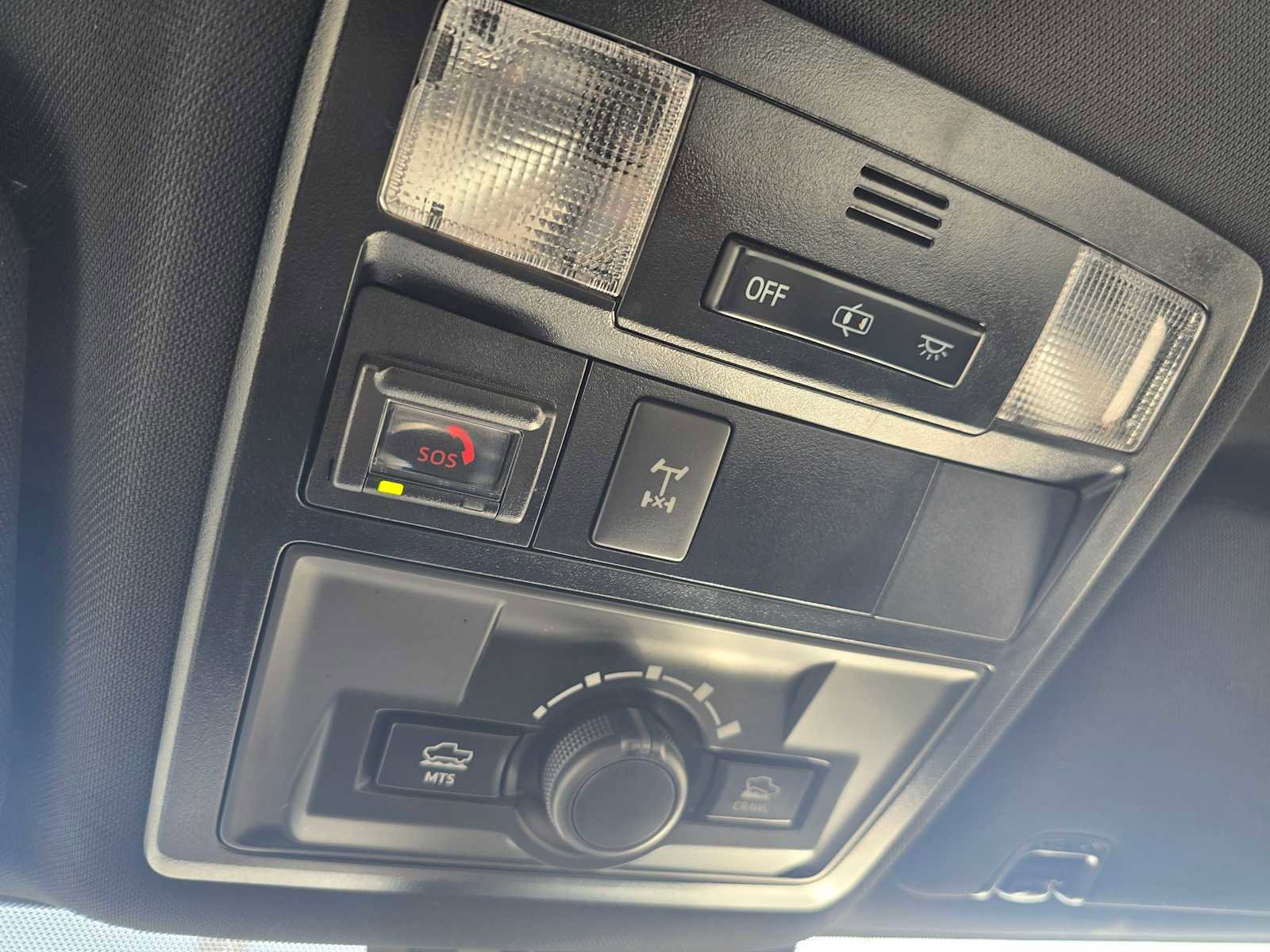 Used 2021 Toyota Tacoma TRD Off-Road image 32