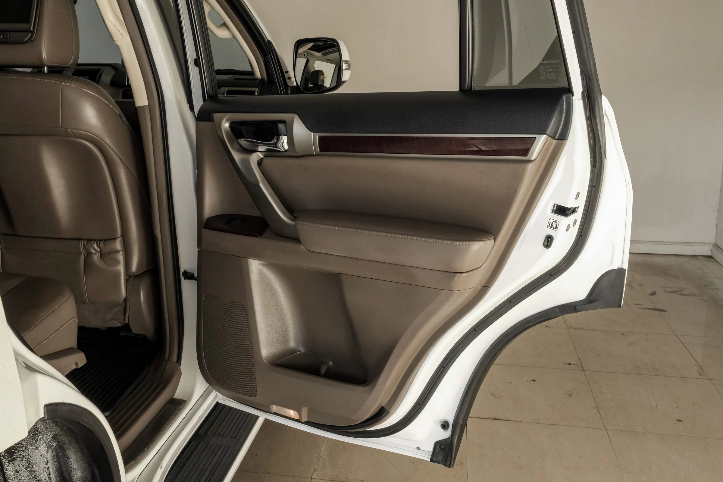 Used 2017 Lexus GX 460 image 52