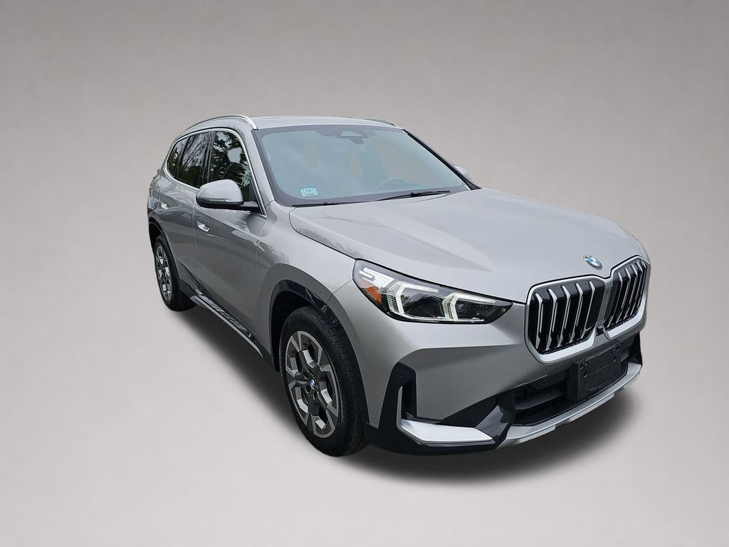Certified 2026 BMW X1 xDrive28i w/ Technology Package AWD/4WD image 1