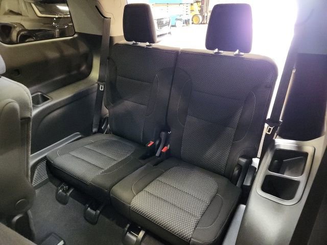Certified 2023 GMC Acadia SLE w/ Driver Convenience Package image 22
