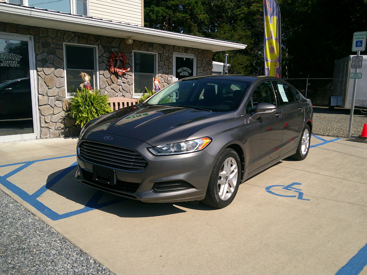 Used 2013 Ford Fusion SE image 1
