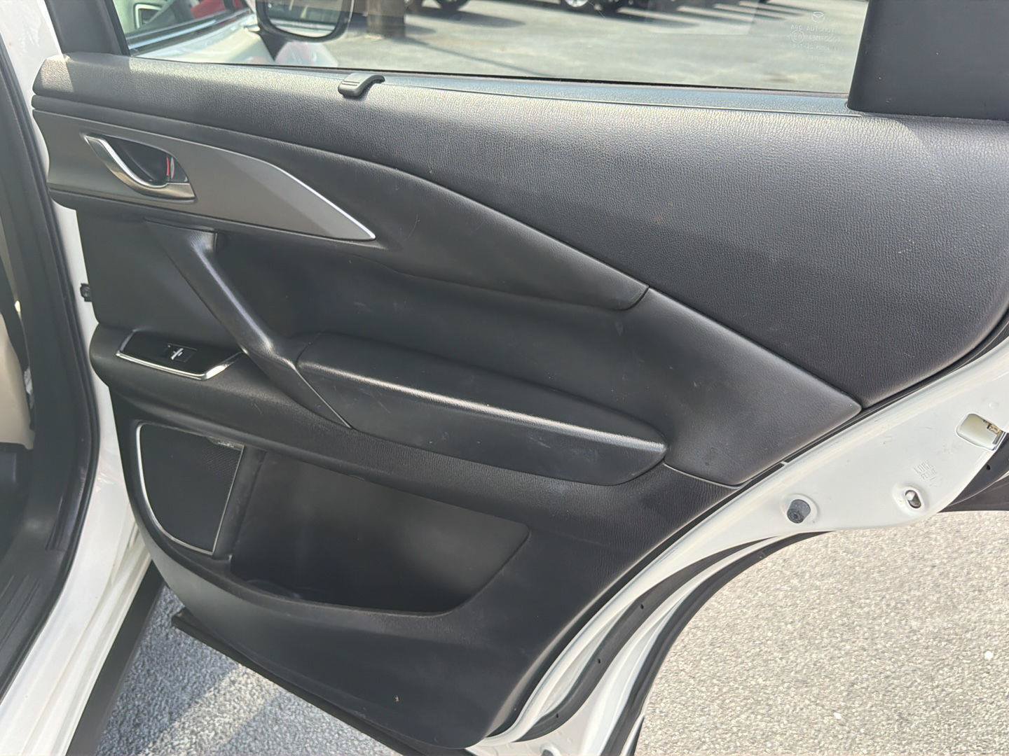 Used 2021 MAZDA CX-9 Touring w/ Touring Premium Package FWD image 16