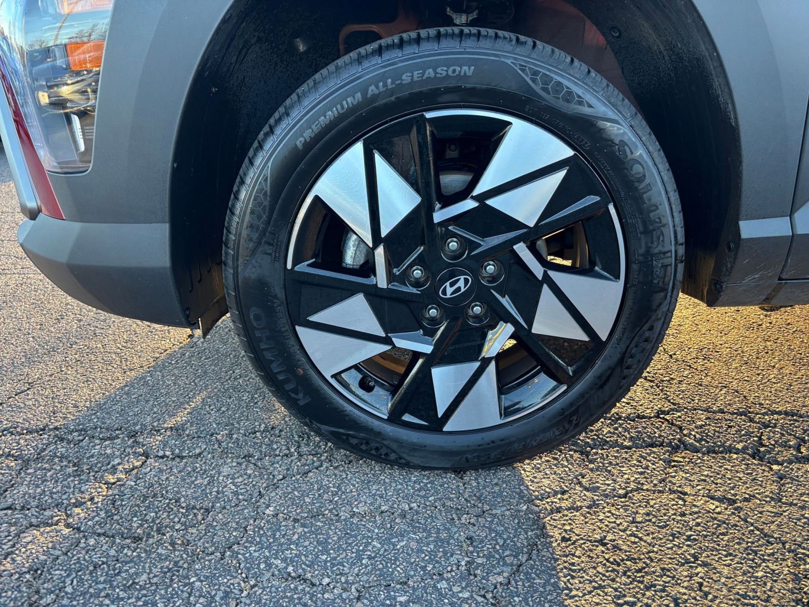 Used 2025 Hyundai Kona SEL image 30