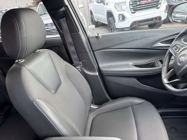 Used 2023 Buick Encore GX Select w/ Sport Touring Package image 13