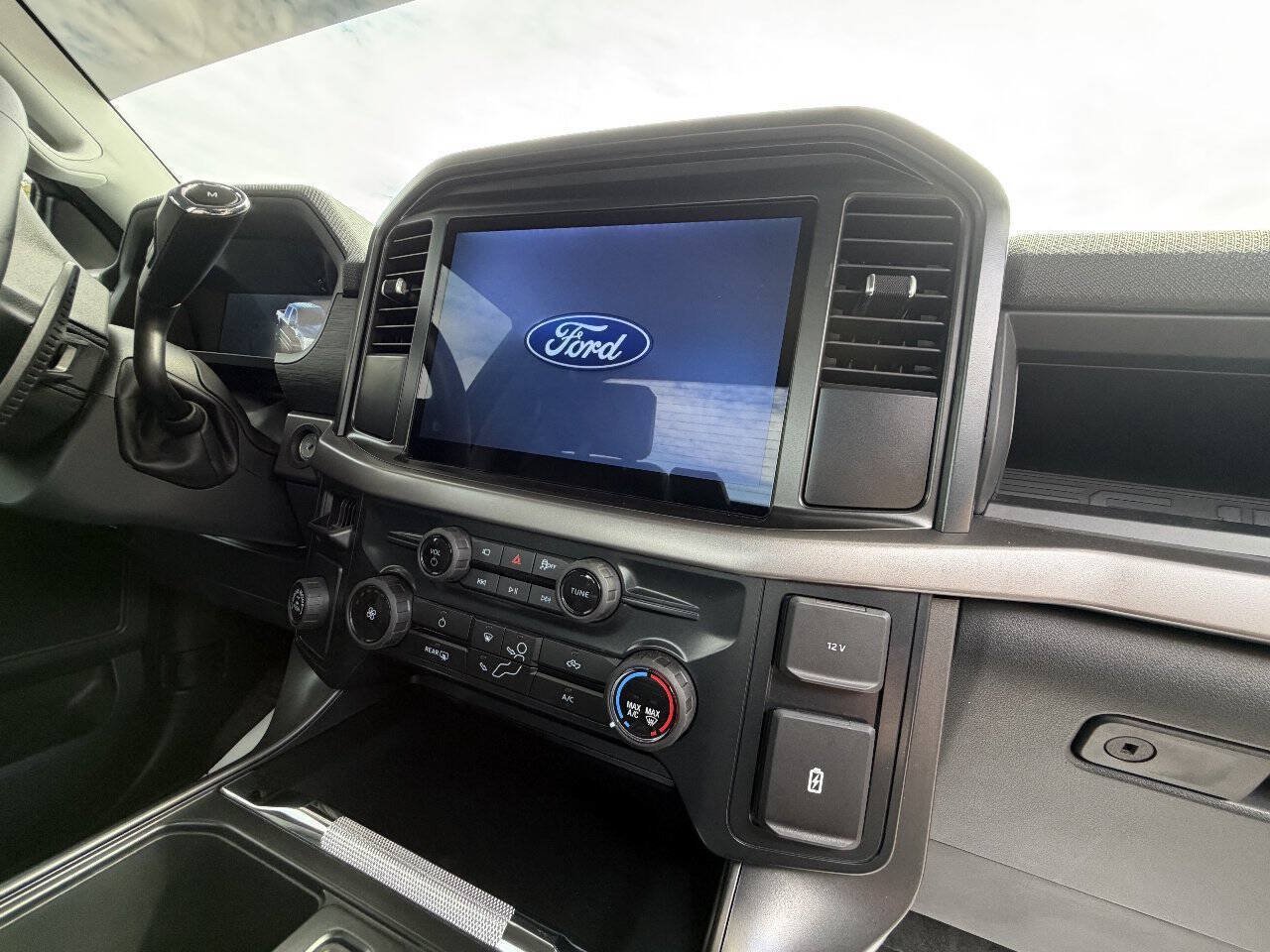 Used 2025 Ford F150 XL RWD image 26