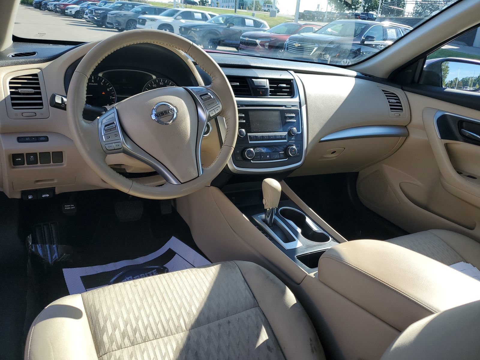 Used 2017 Nissan Altima 2.5 SV FWD image 9