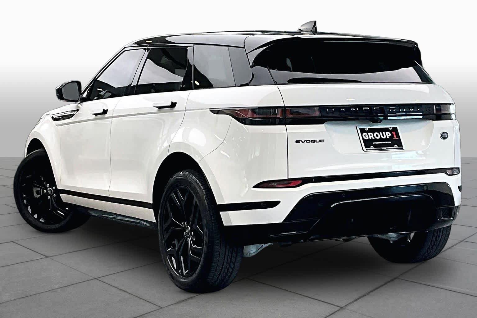 Used 2023 Land Rover Range Rover Evoque R-Dynamic SE AWD/4WD image 12