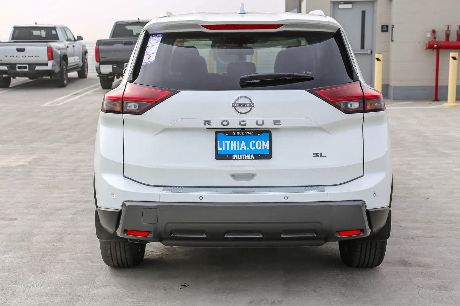 New 2025 Nissan Rogue SL w/ SL Premium Package FWD image 7
