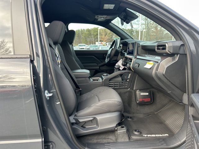New 2026 Toyota Tacoma SR5 AWD/4WD image 17