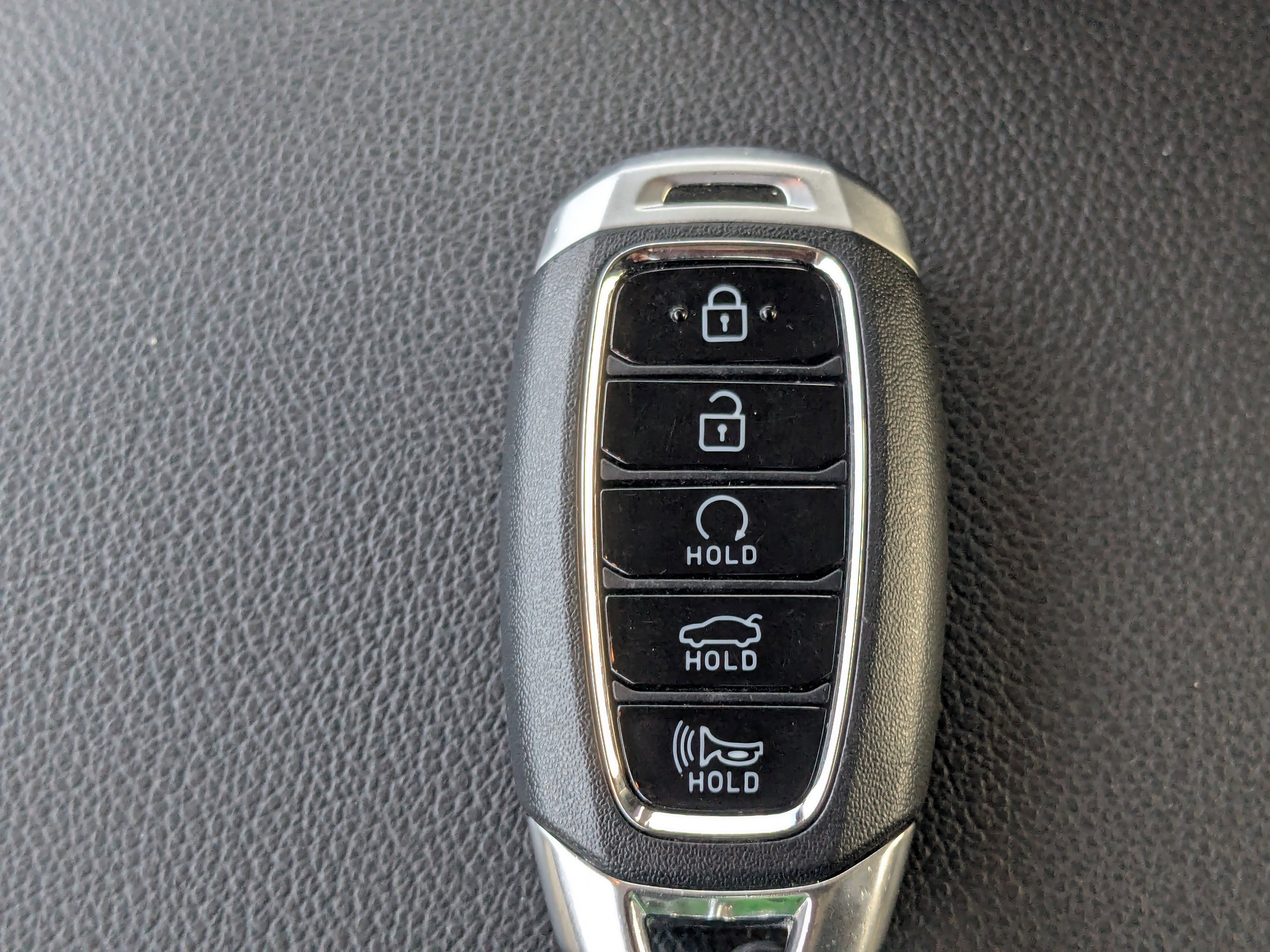 Used 2023 Hyundai Elantra Limited image 36