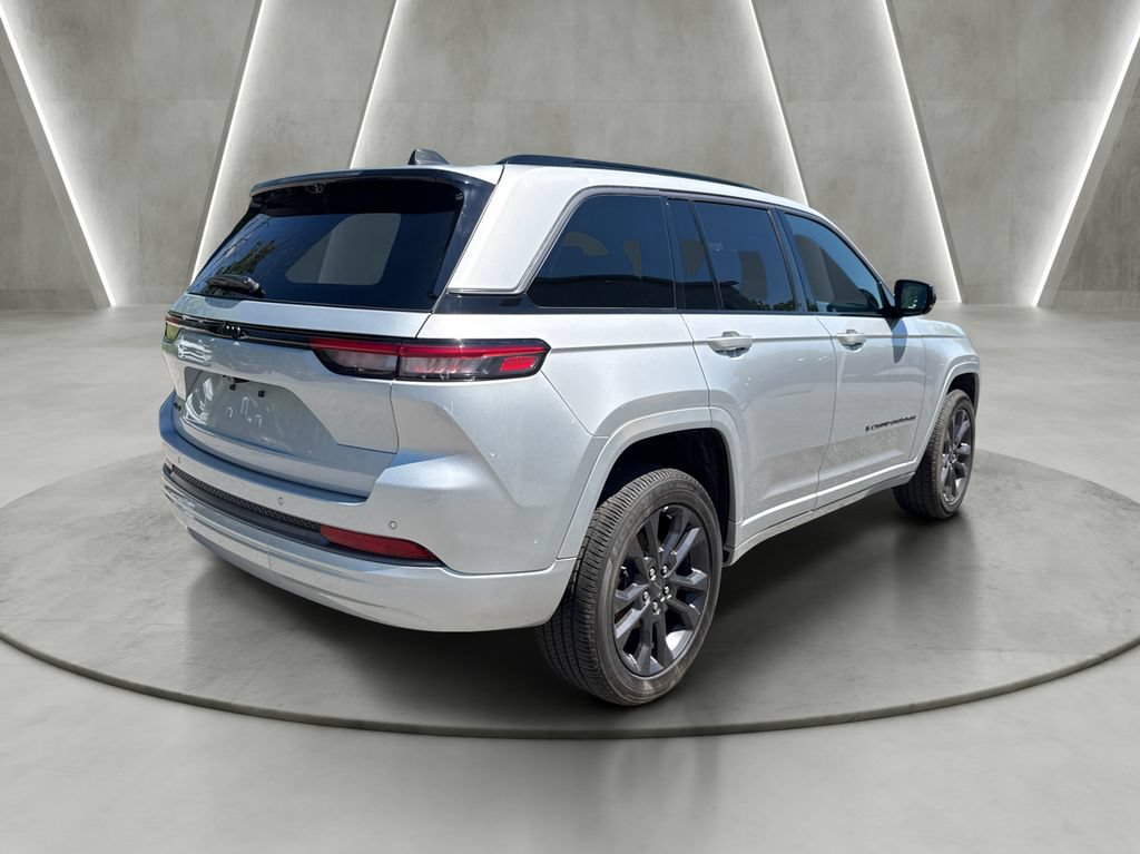 Used 2026 Jeep Grand Cherokee Limited AWD/4WD image 6