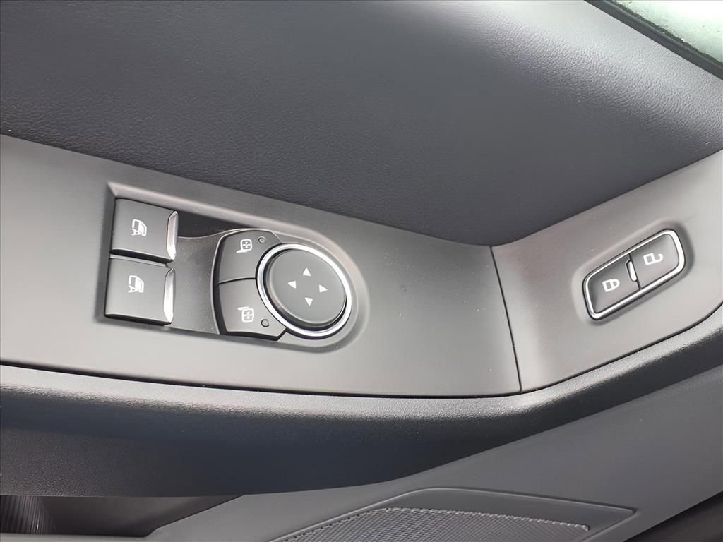 New 2026 Ford F550 2WD Regular Cab Super Duty image 17