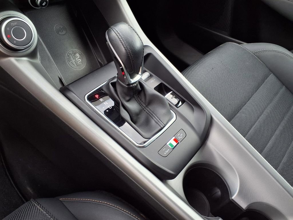 Used 2024 Alfa Romeo Tonale Ti AWD/4WD image 26