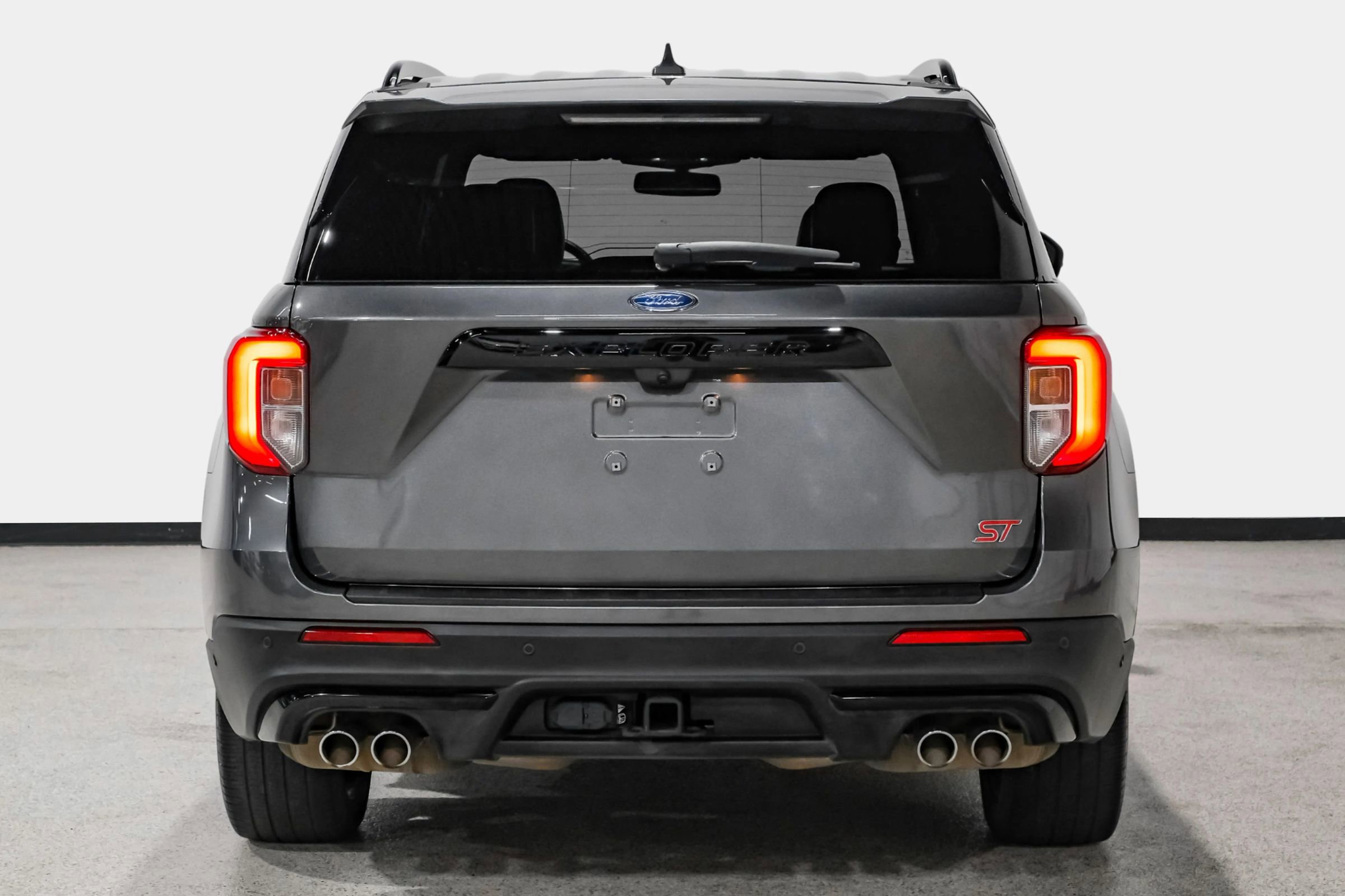 Used 2020 Ford Explorer ST w/ ST Street Pack image 7