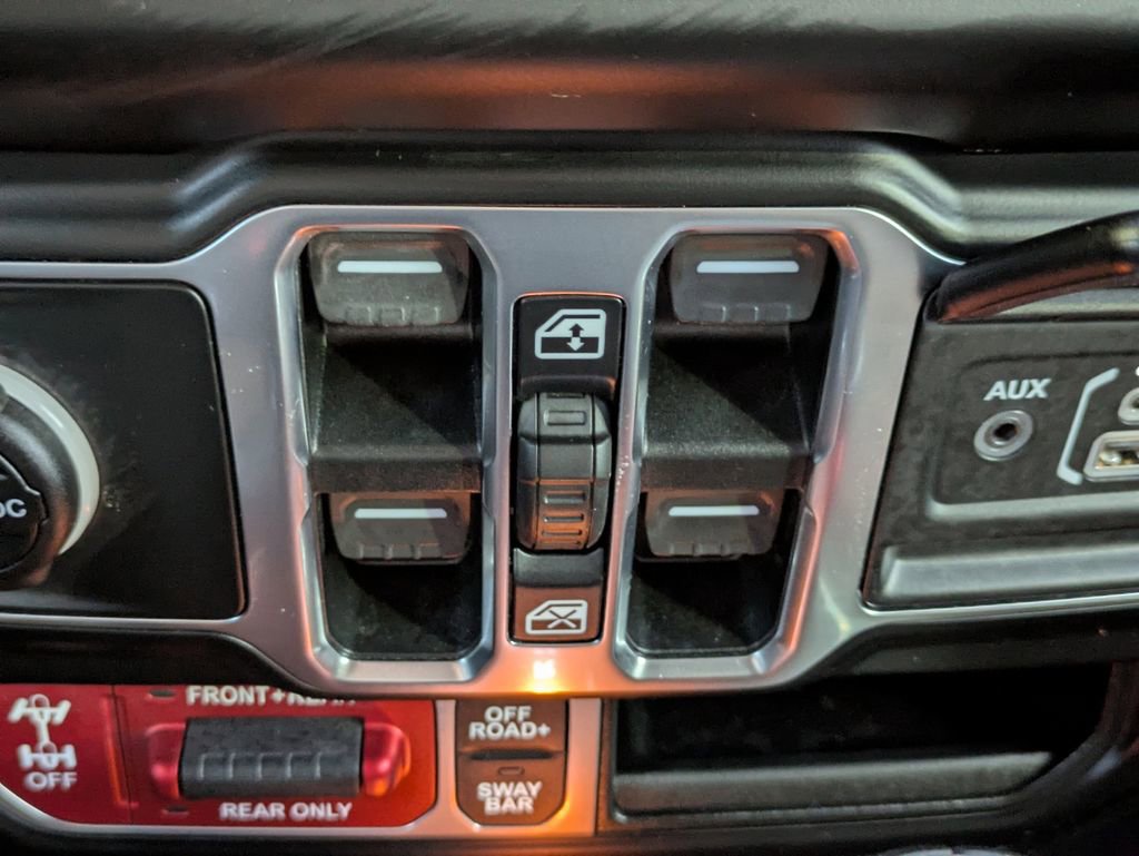 Used 2021 Jeep Gladiator Rubicon image 25