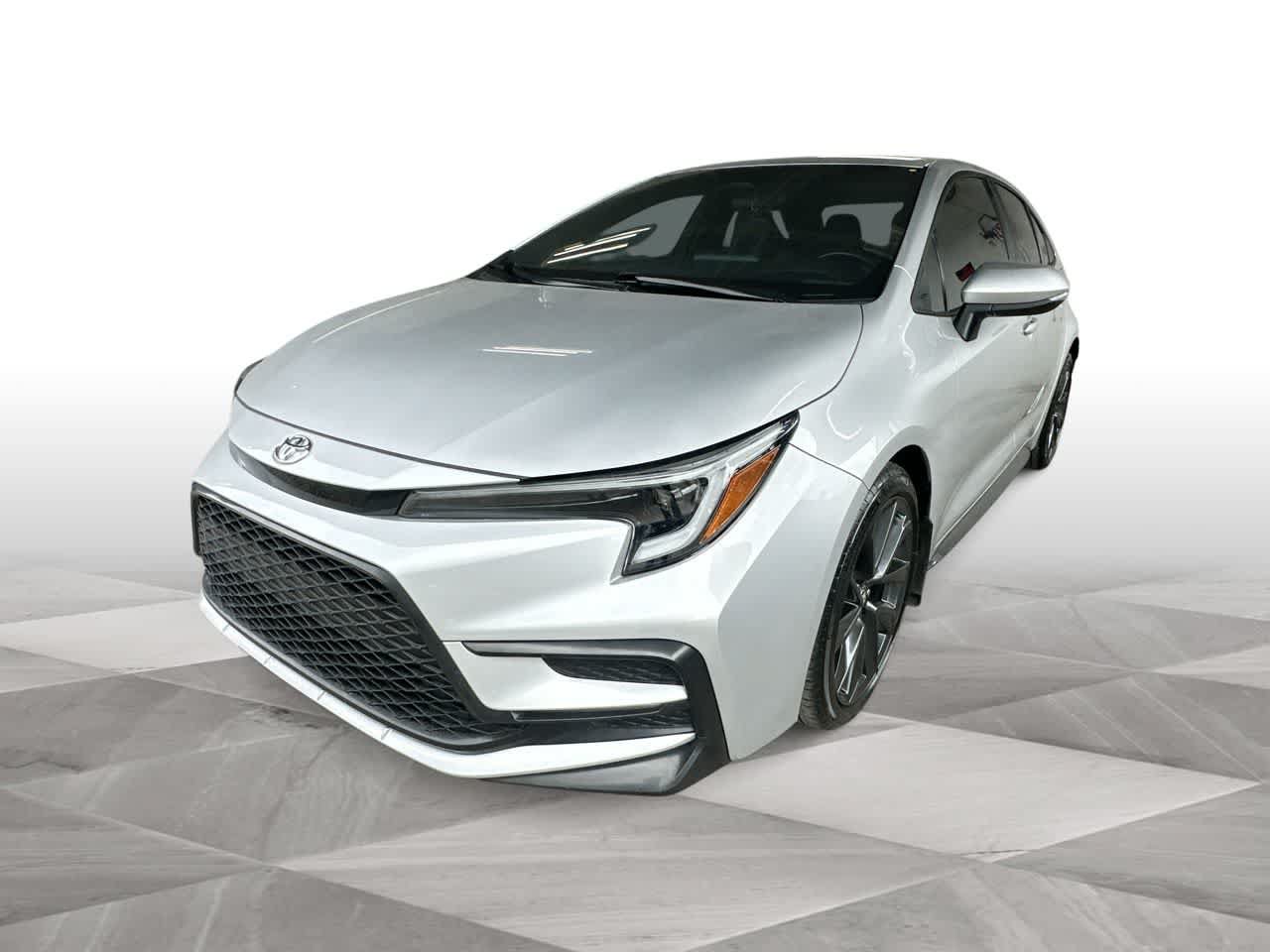 Used 2024 Toyota Corolla SE FWD image 4