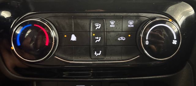 Used 2021 Buick Encore GX Preferred image 29