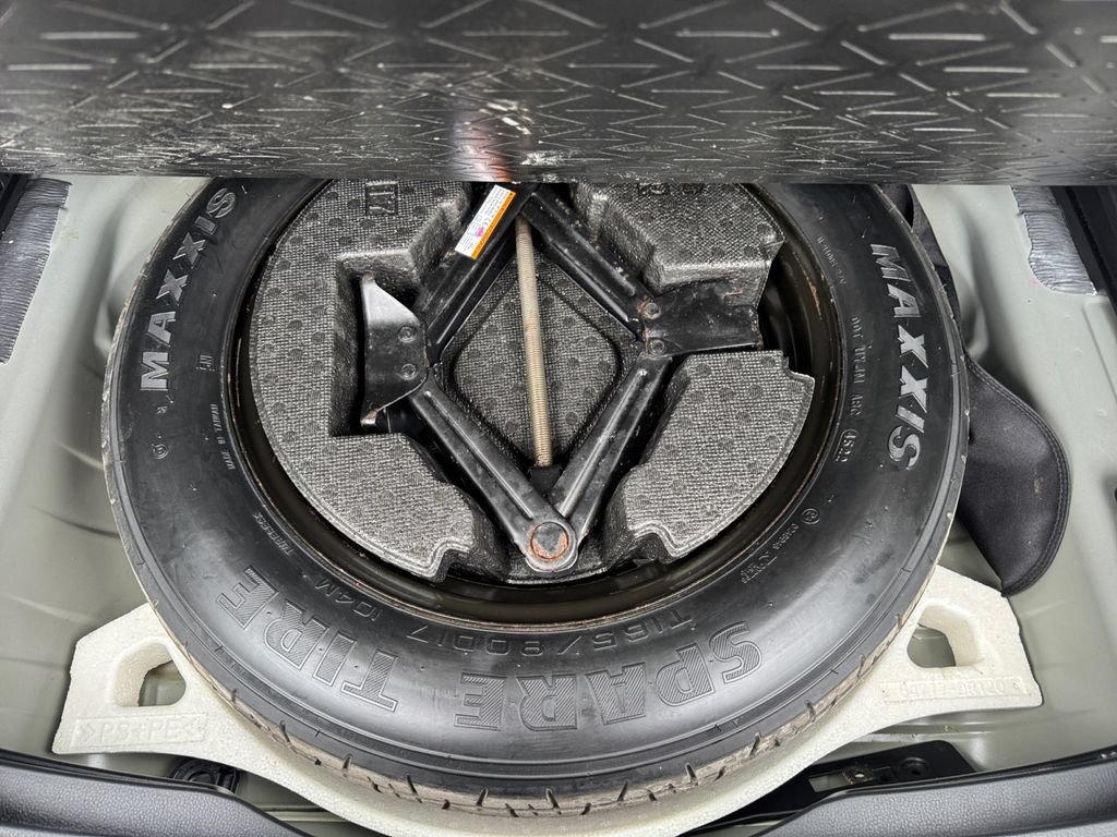 Used 2023 Toyota RAV4 LE FWD image 26
