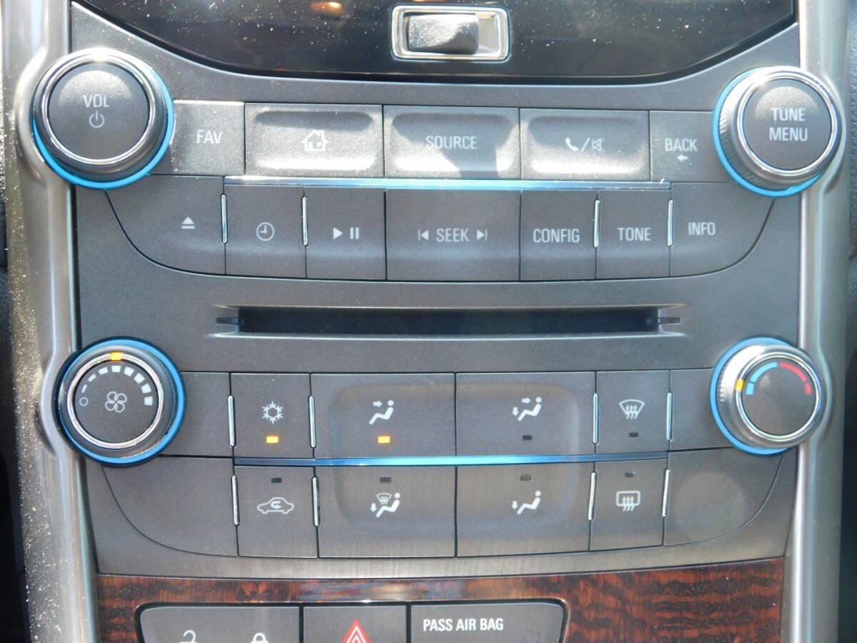 Used 2013 Chevrolet Malibu LT w/ Power Convenience Package FWD image 13
