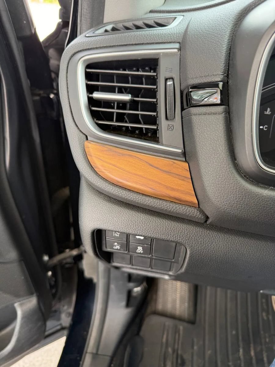 Used 2017 Honda CR-V Touring image 11