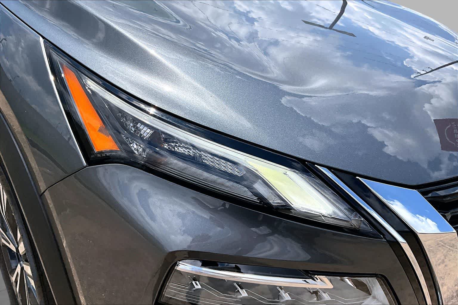 Certified 2023 Nissan Rogue SV w/ SV Premium B Package FWD image 26