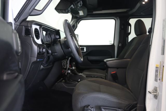 Used 2024 Jeep Wrangler Unlimited AWD/4WD image 18