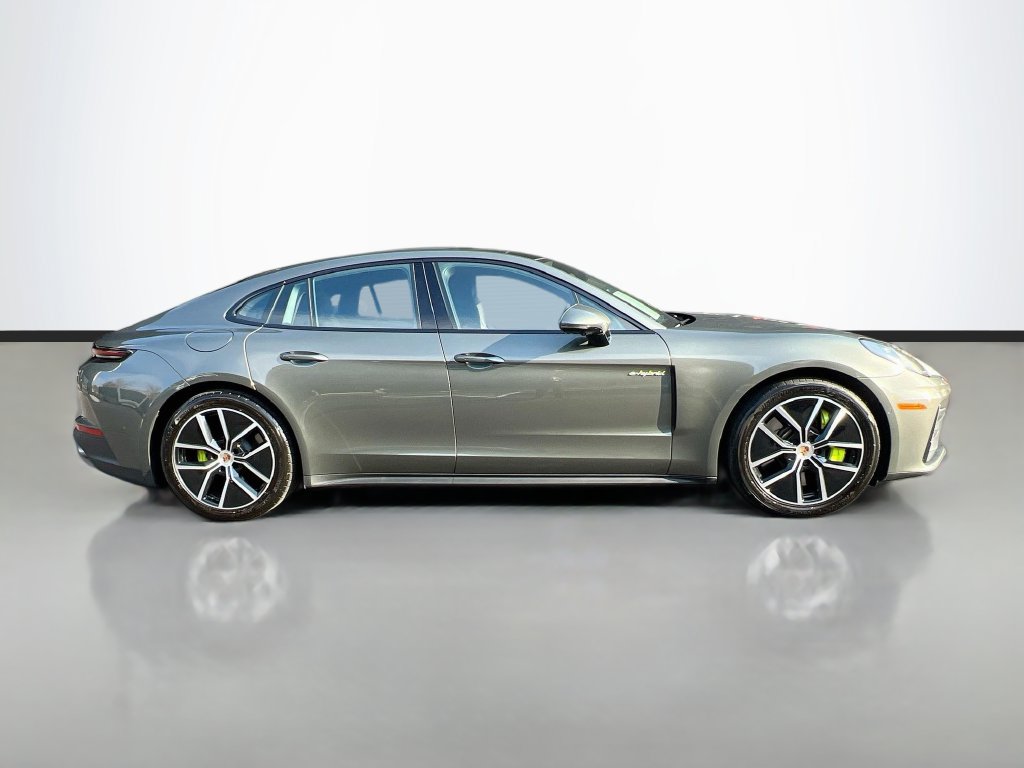 Certified 2025 Porsche Panamera 4S AWD/4WD image 8