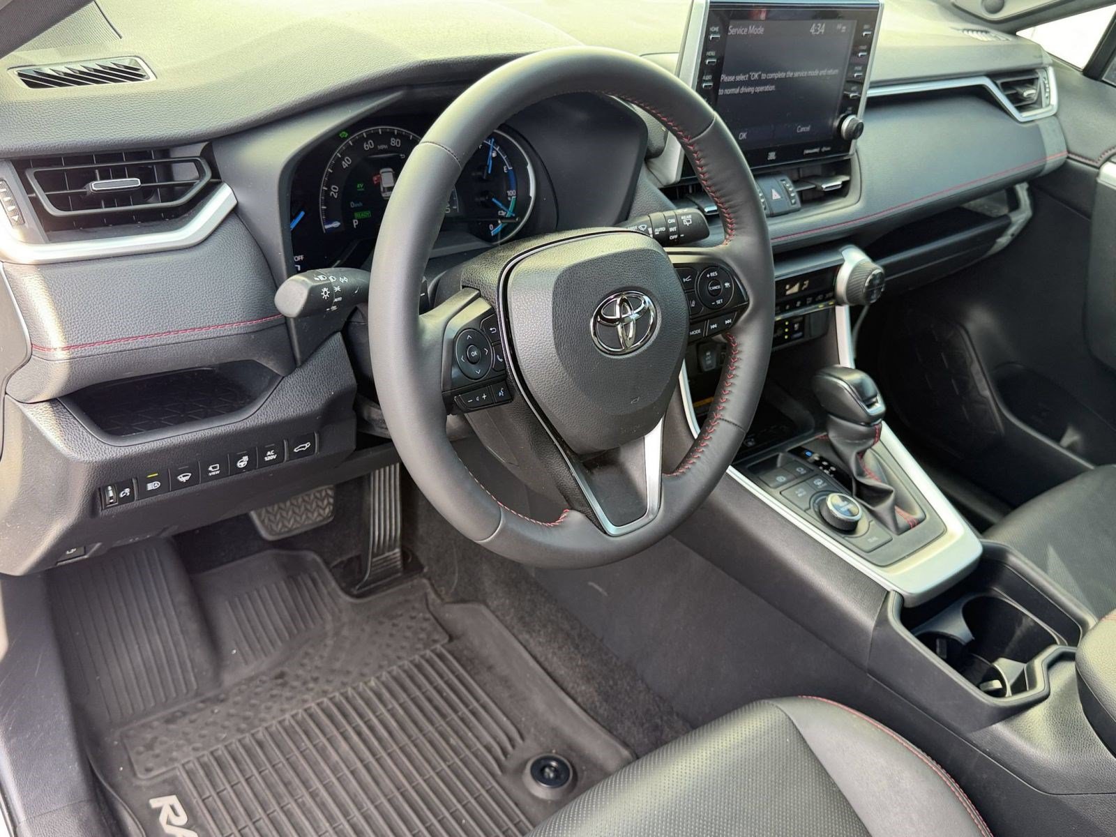 Certified 2021 Toyota RAV4 XSE w/ Premium Package AWD/4WD image 4