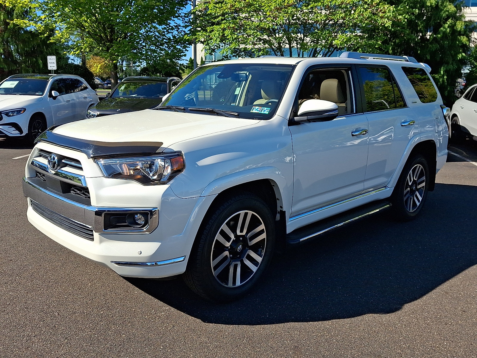 Used 2021 Toyota 4Runner Limited AWD/4WD image 3